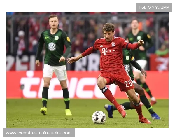 拜仁vs霍芬海姆实时:迪亚斯20分钟内完成帽子戏法,拜仁半场4-0领先 拜仁vs霍芬海姆实时:迪亚斯20分钟内完成帽子戏法,拜仁半场4-0领先