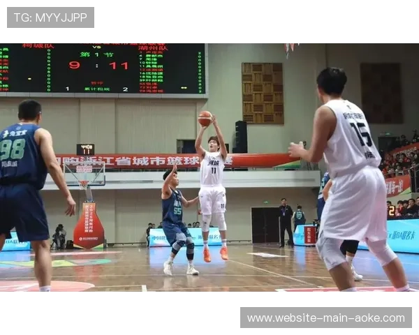 浙BA草根球员筑底发展,企业老板、银行职员、体育老师同场竞技 浙BA草根球员筑底发展,企业老板、银行职员、体育老师同场竞技